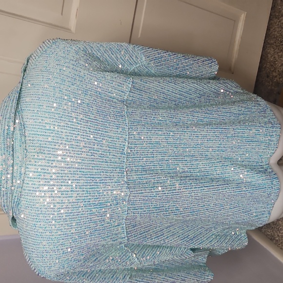 POL Sequin Embellished Top - Picture 4 of 8